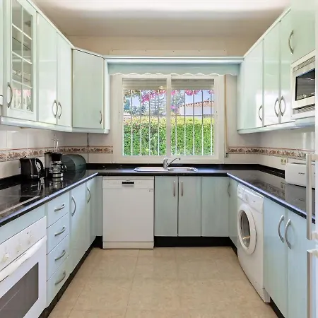 Beautiful La Caracola Heated Pool Puerto Banus Marbella