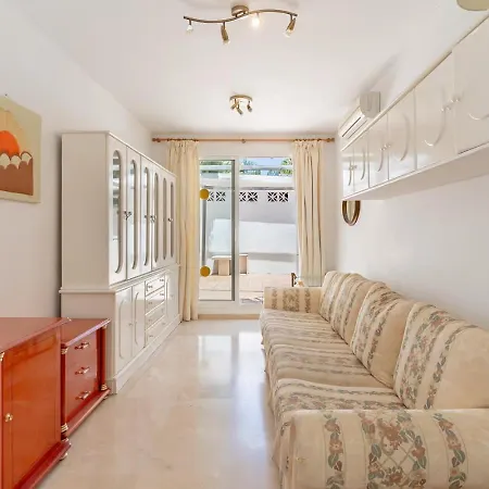 Beautiful La Caracola Heated Pool Puerto Banus Villa