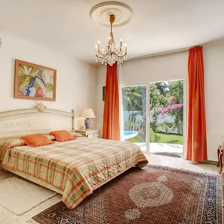Beautiful La Caracola Heated Pool Puerto Banus Villa *