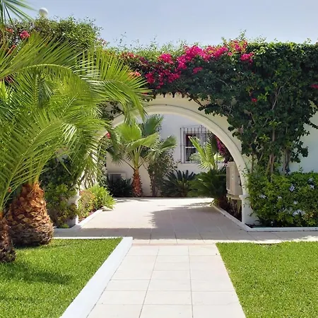 Beautiful La Caracola Heated Pool Puerto Banus Marbella