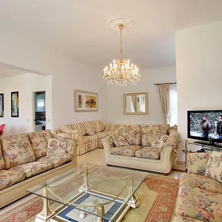 Beautiful La Caracola Heated Pool Puerto Banus Villa *